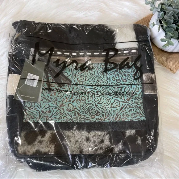 Myra shoulder bag upcycled leather handbag cow print trend boho western trending - Picture 10 of 16